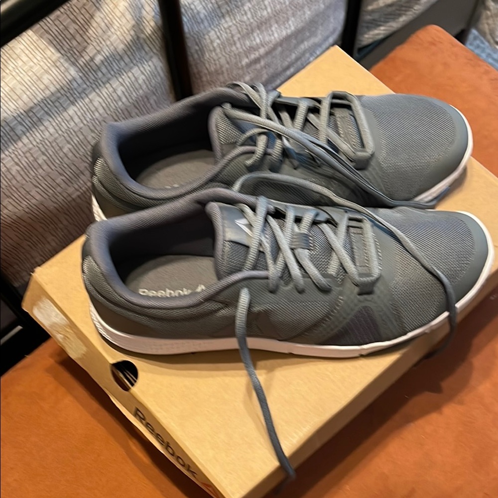 Reebok Men's Charcoal Athletic Shoes